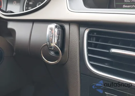 2013 Audi A4 2.0T Premium z USA, uszkodzony, nr VIN WAUFFAFL5DA062085